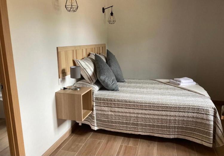 Apartamentos La Presa El Molin Onís エクステリア 写真